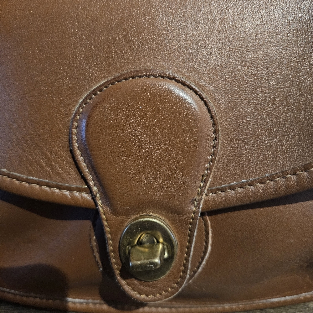 Coach 1990's Vintage British Tan Leather Sm Prairie Crossbody Bag 9954 - Picture 3 of 16
